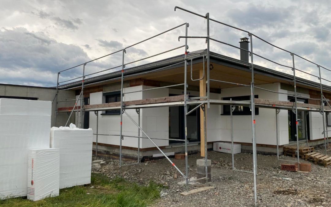 Façadier dans le Haut-Rhin : comment valoriser votre bien immobilier par un enduit de qualité